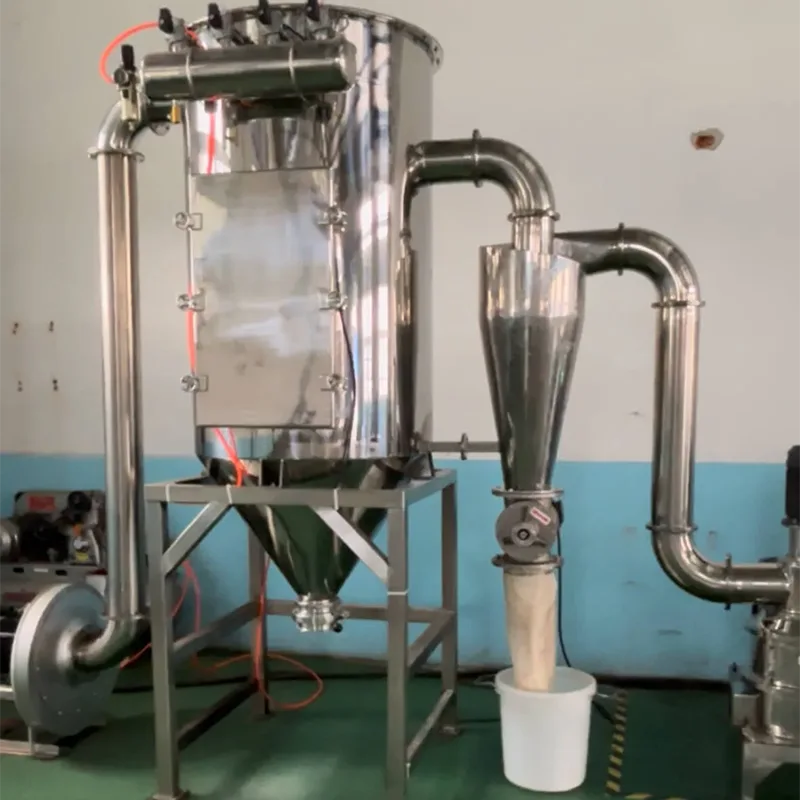 Pulvérisateur ultrafin de carbone de pyrolyse